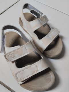 (Kategori: ) berada di . Dikirim oleh y_eaaa (ID iklan 1292171794, Gambar 1). Deskripsi: .