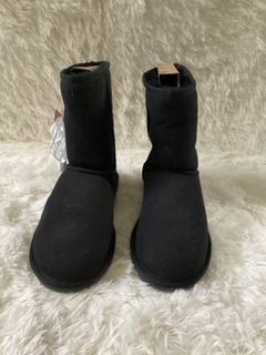 UGG boots black