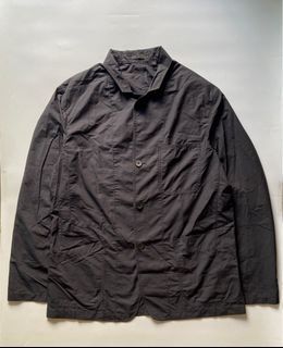 Uniqlo Men Dry Seesucker Lightweight Jacket in Black