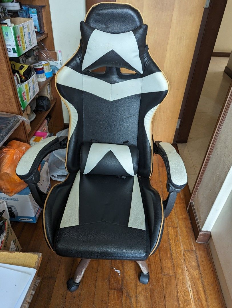Used Gaming chair Furniture Home Living Furniture Chairs on Carousell