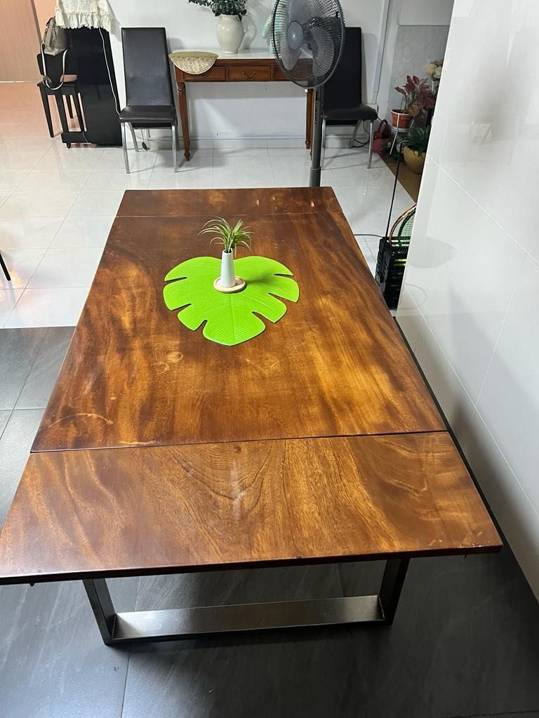 Romulus extendable online dining table