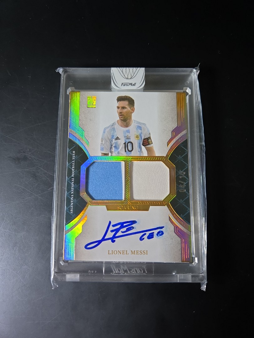 2022 Fansmall Argentina Messi player worn patch on card auto Gold 