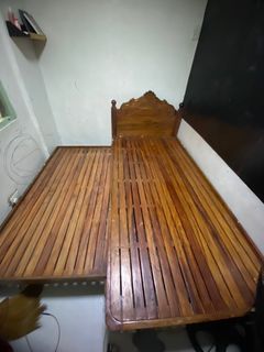 20+ YEAR OLD PURE NARRA BED WITH PULL OUT