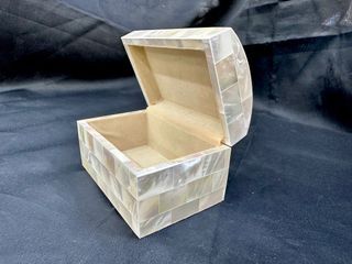 2x3in Jewelry Box- White MOTHER OF PEARL