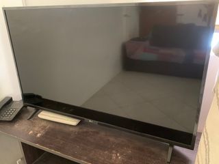 43' inch LG SMART TV (2nd hand)