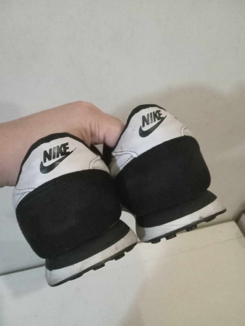 Nike shoes shop 80 off