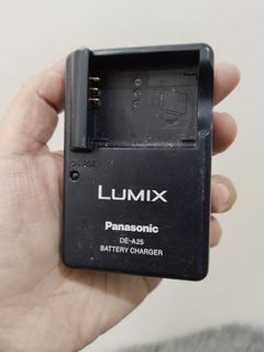 Affordable Genuine Panasonic Lumix DE-A25 Battery Charger 😍👌