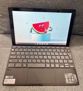 Asus Chromebook Detachable CM3000