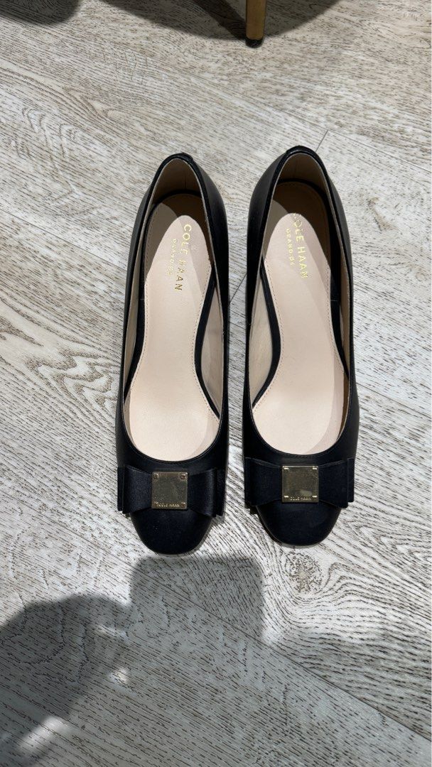 Cole haan tali bow pump store