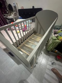 (Category: ) located in . Submitted by ah_cat (Listing ID 1292401968, Image 1). Description: .