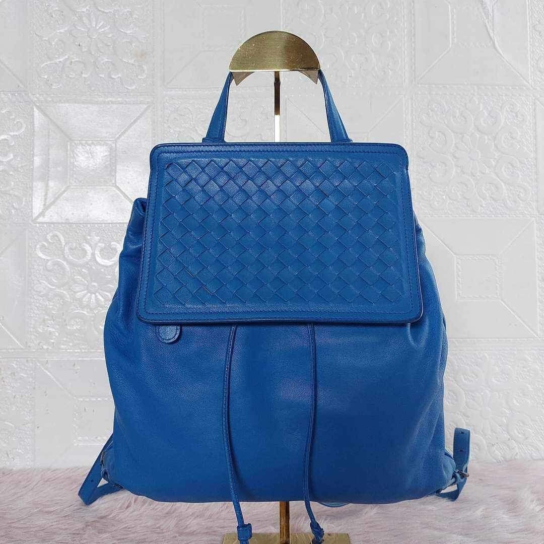 Backpack 🎒 Bottega (Category: Luxury Bags & Wallets) located in Quezon City. Submitted by hellopatchi (Listing ID 1292390286, Image 2). Description: .