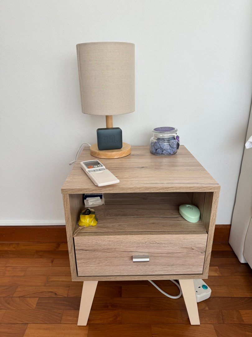 Bedside Table (Category: Bed Frames & Mattresses) located in Singapore. Submitted by micheledelfine (Listing ID 1292290576, Image 1). Description: .