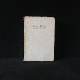 Bible (Red Letter Edition) Dictionary Concordance