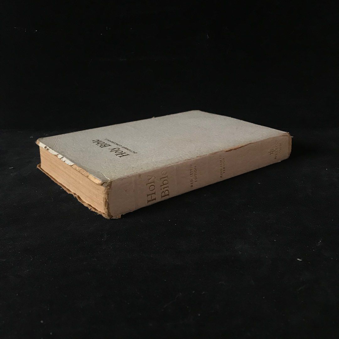 Bible (Red Letter Edition) Dictionary Concordance (Category: Religion Books) located in Manila. Submitted by shop_sarisari (Listing ID 1292356601, Image 2). Description: textured softbound book. tanned copy. MOP: GCash or BPI bank transfer only..