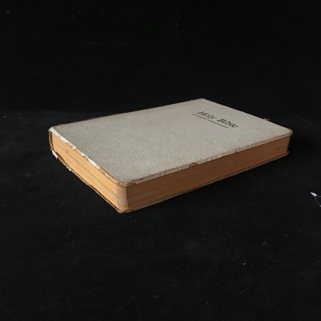 Bible (Red Letter Edition) Dictionary Concordance (Category: Religion Books) located in Manila. Submitted by shop_sarisari (Listing ID 1292356601, Image 3). Description: textured softbound book. tanned copy. MOP: GCash or BPI bank transfer only..
