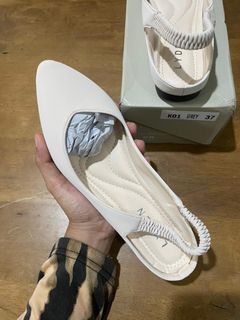 (Category: ) located in . Submitted by preloved4dreams (Listing ID 1292264083, Image 1). Description: .
