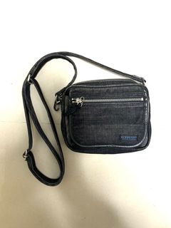 （分類：）位於 。 由 stephenkwok28 提交（商品編號 1292338417，圖片 1）。簡介： 。