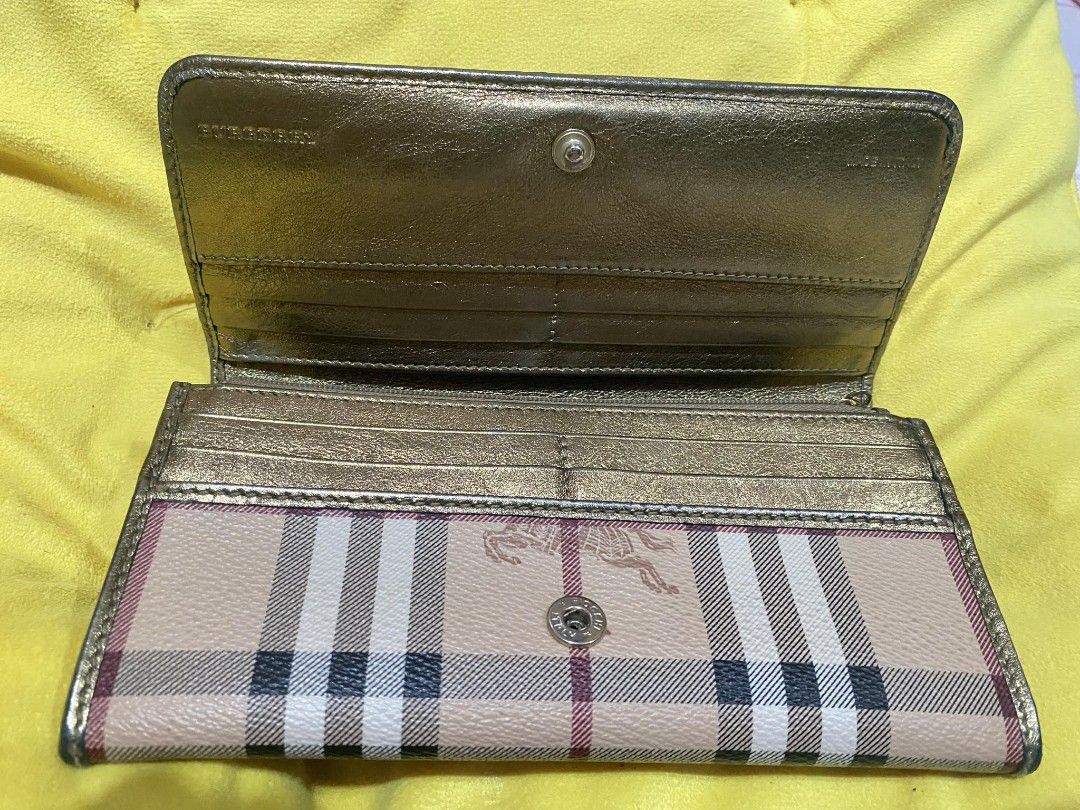 Burberry Long Wallet Authentic Women s Fashion Bags Wallets