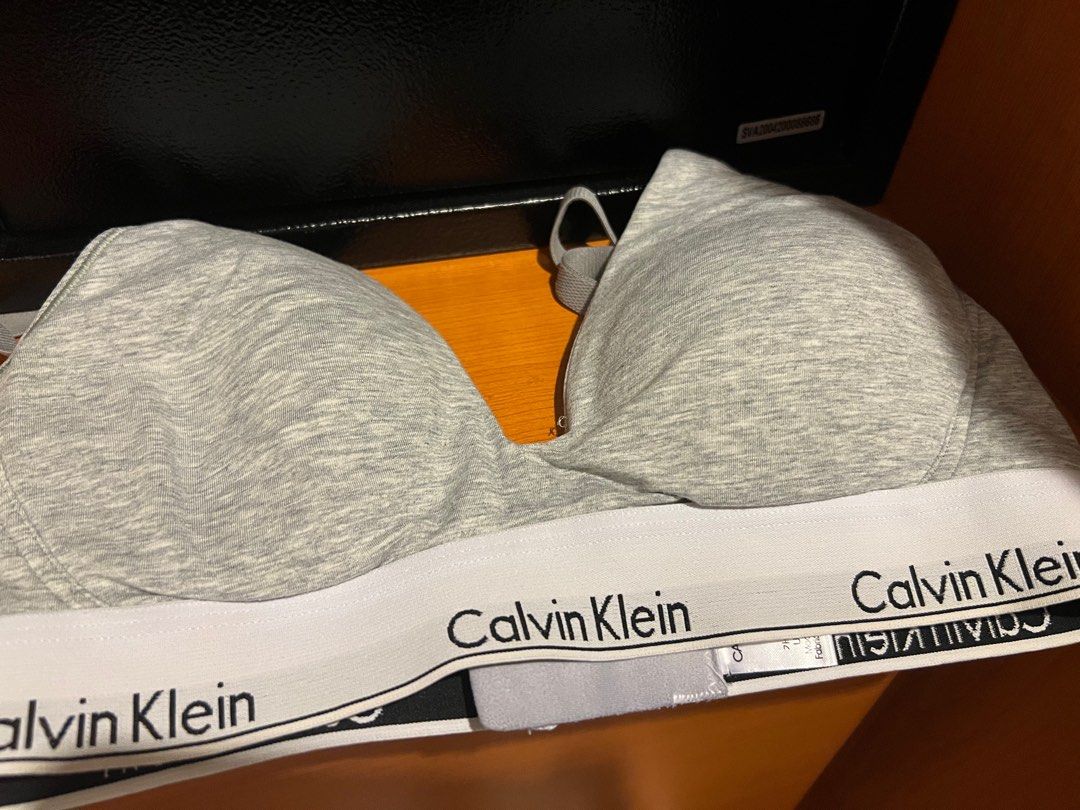 Calvin Klein Maternity Nursing Bra size M, Women's Fashion, Maternity wear  on Carousell
