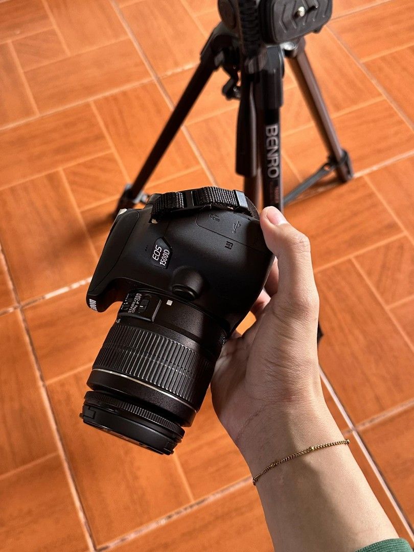 Canon EOS 1500D (Category: Cameras) located in Mexico. Submitted by trndd3 (Listing ID 1292279633, Image 3). Description: Canon EOS 1500D Like new Only used for 2months 32k Pampanga loc. Free tripod!.