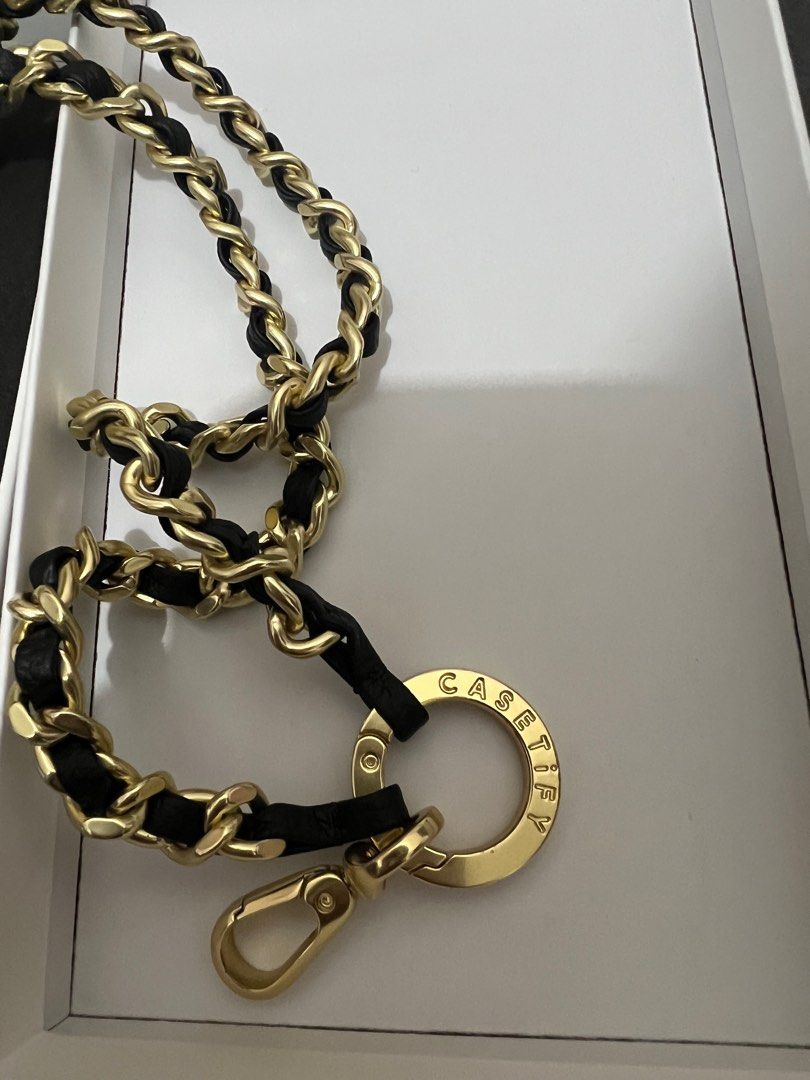 Casetify Leather Chain cross body strap, 名牌, 飾物及配件- Carousell