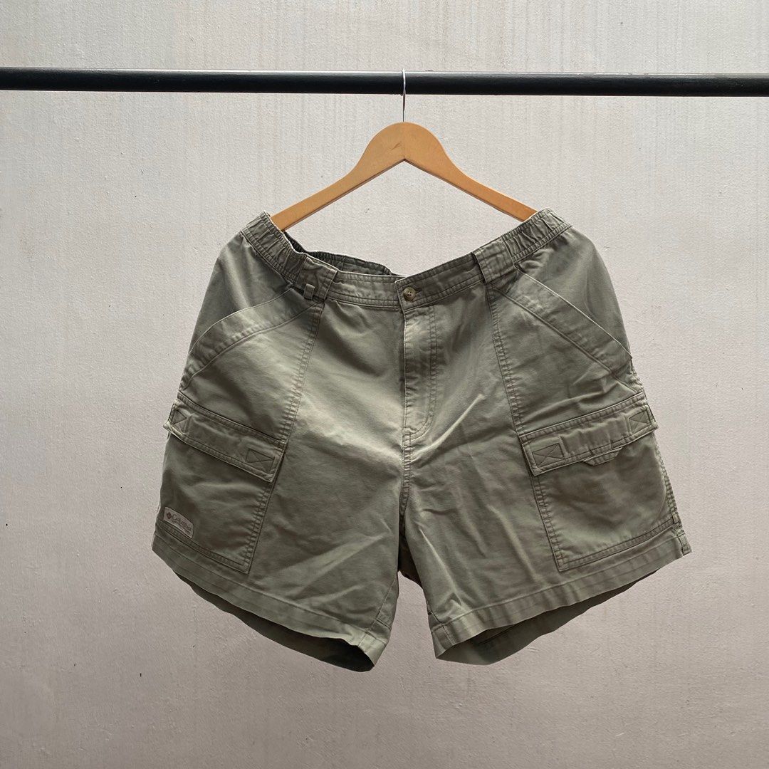 Columbia Cargo/Hiking Shorts (Category: Shorts) located in Quezon City. Submitted by rylledup (Listing ID 1292342215, Image 1). Description: Columbia Cargo/Hiking Shorts Waist: 35 (Garterized fit up to 36) Length: 17.5 LO: 14 Price: P500 .