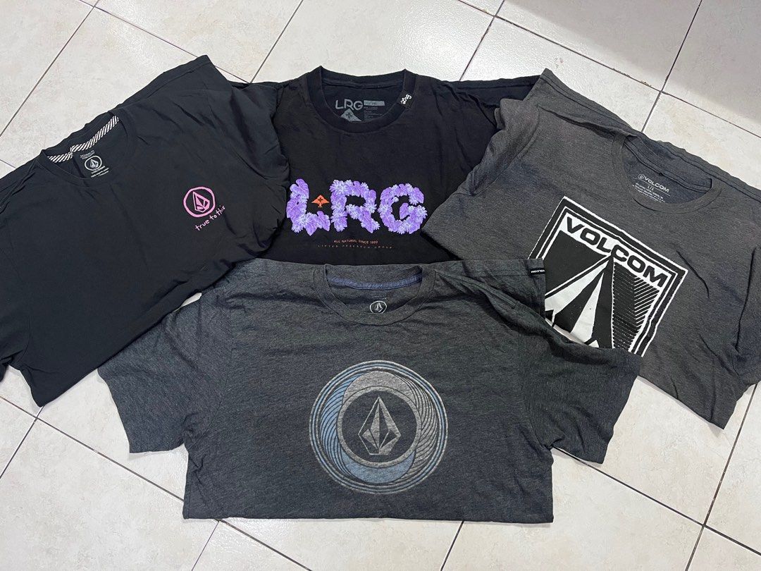 Combo volcom (Category: Tshirts & Polo Shirts) located in Bandar Hilir. Submitted by happyhappythrift (Listing ID 1292335196, Image 1). Description: Combo volcom dan LRG Volcom stone L (SOLD) LRG 2XL (p26/l29) Volcom small logo M (p20/l27) Volcom bulat L (SOLD) Harga combo RM20 dfod Sehelai sehelai RM20 siap pos #volcom #volcomvintage #LRG #volcomstone #volcomskate #volcomsurfing #tshirt #vintage #skateboard .