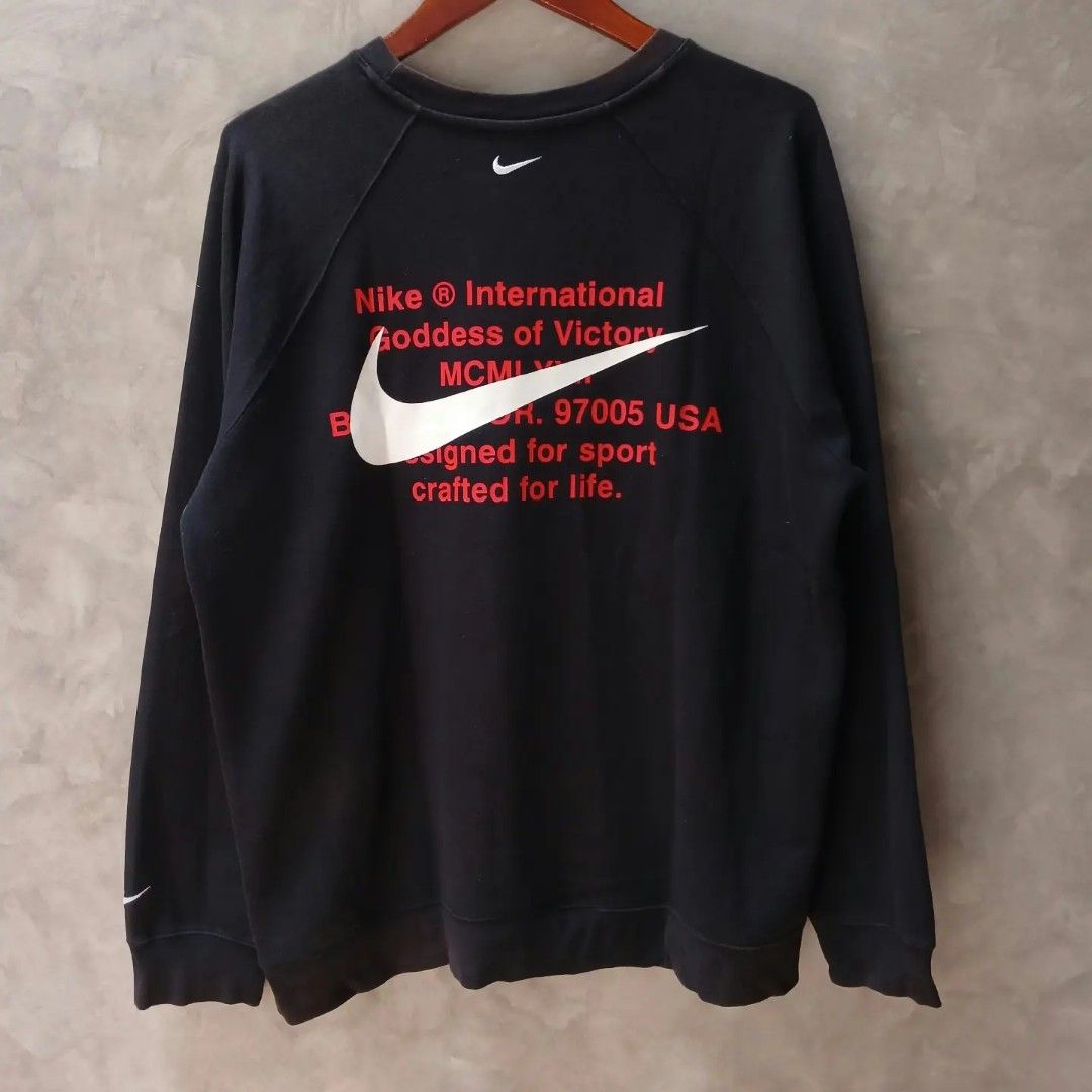 Crewneck Nike International