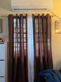 Curtains (2 pcs)
