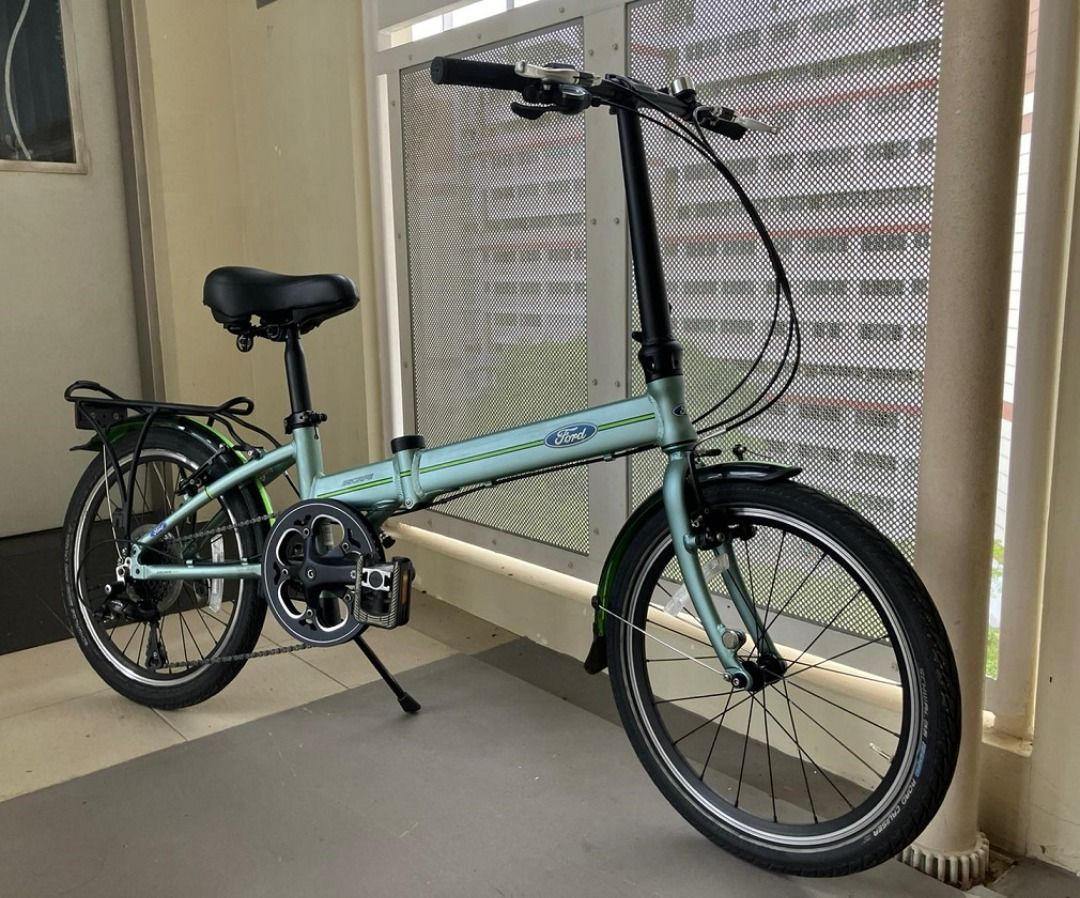 Price to Clear Dahon Ford Escape Vertical Folding Bike