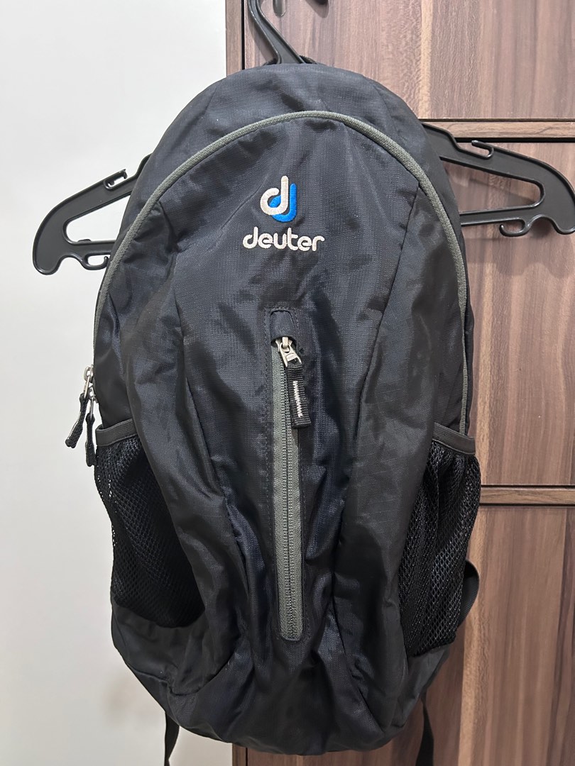 Deuter city light daypack top