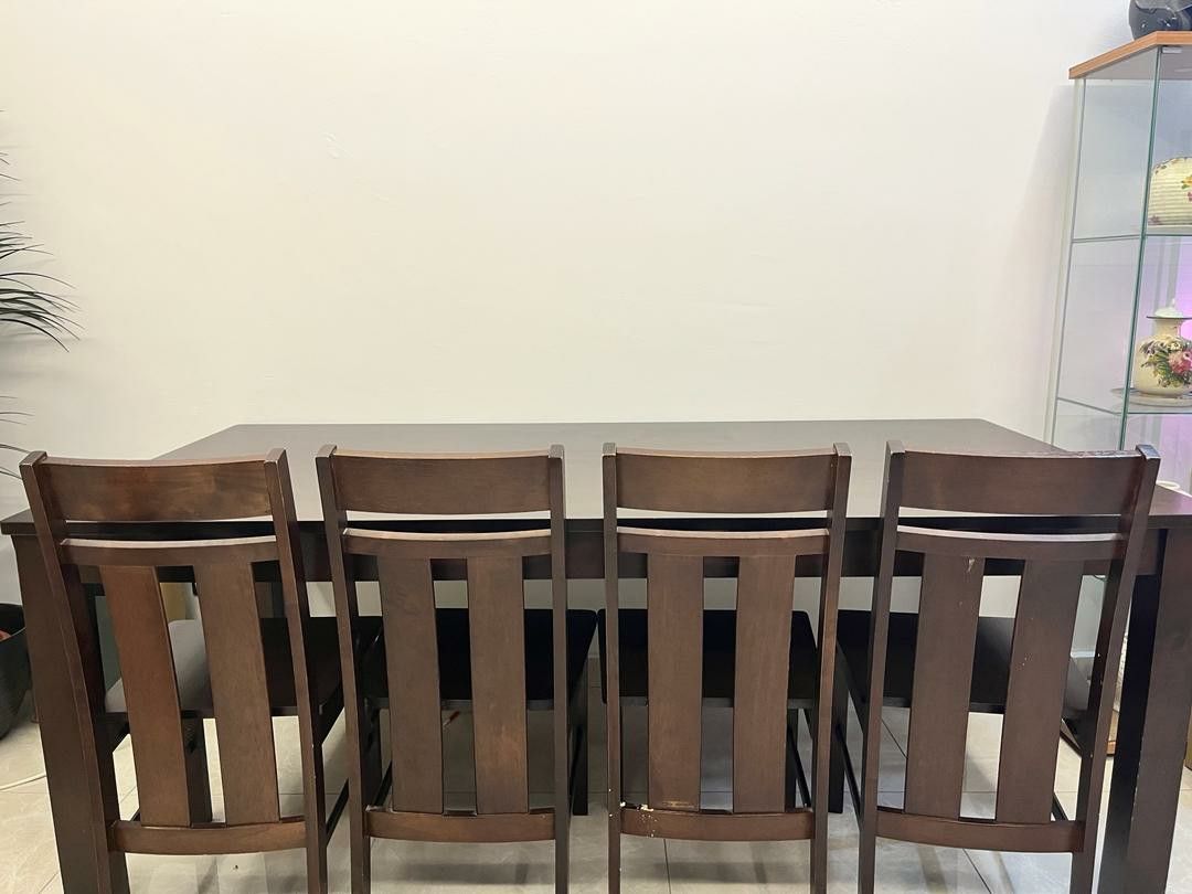 Dining Table (Category: Tables & Sets) located in Kuala Lumpur. Submitted by melon9 (Listing ID 1292417367, Image 1). Description: ●Table sets with 6 wooden chairs ●Transport / Lalamove by buyer.