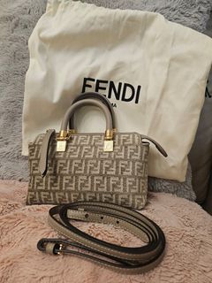 （分類：）位於 。 由 kedwinhk 提交（商品編號 1292404486，圖片 1）。簡介： 。
