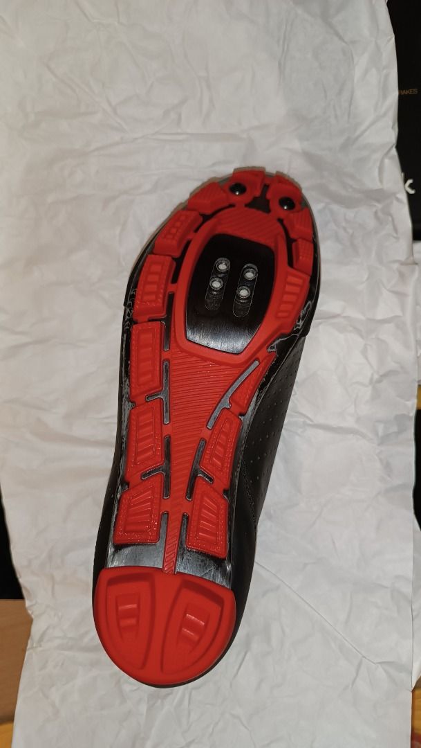 Fizik MTB M3B spd shoes(carbon) Made in Italy, 男裝, 鞋, 波鞋