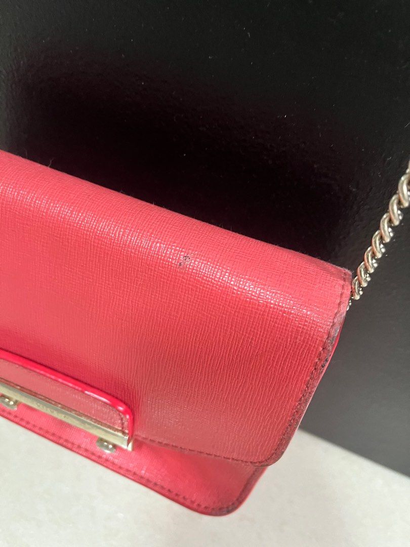 Furla Metropolis Julia sling bag (Category: Luxury Bags & Wallets) located in Quezon City. Submitted by bebegaze (Listing ID 1292314789, Image 2). Description: Furla Metropolis Julia sling Made in Bulgaria With tags Signs of use and dirt, since preloved. Hardware not yet tarnish, rose gold color. Super nice pa My personal preloved bag .