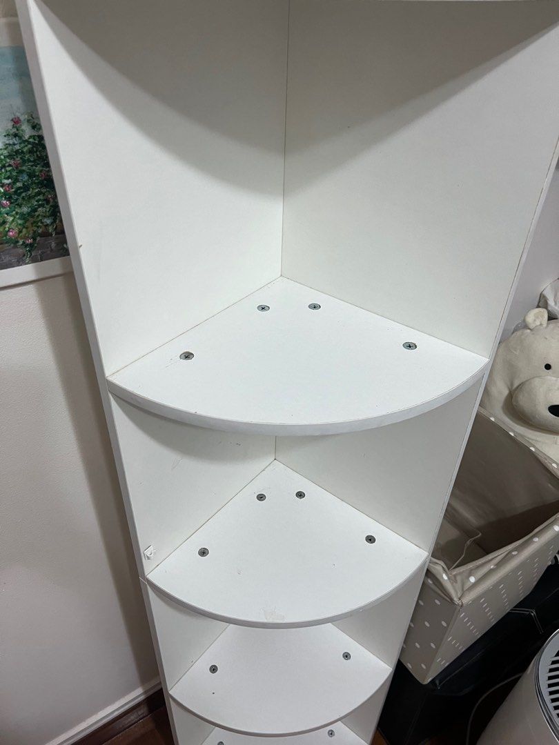 Angled bookshelf deals ikea