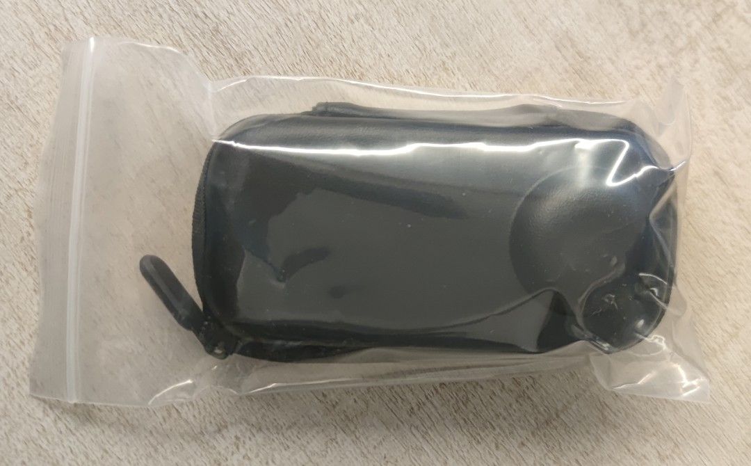Insta 360 Pro Casing (Category: Cameras) located in Singapore. Submitted by ckhuan2000 (Listing ID 1292404310, Image 2). Description: Insta 360 protection case with the selfie stick on. The case is able to fit in the Insta 360 camera with the rubber cap on as well..