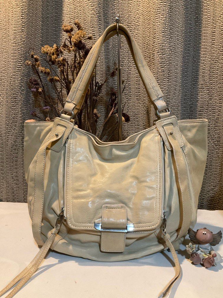 Kooba Cream Soft Leather Totebag Women s Fashion Bags Wallets Shoulder Bags on Carousell