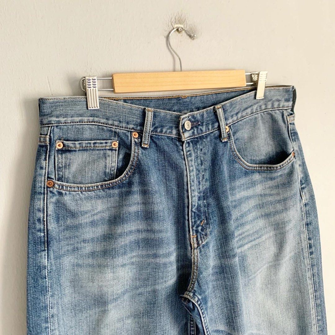 Levis 534 baggy jeans