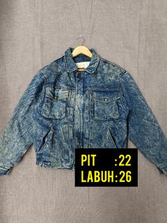 (Category: ) located in . Submitted by pokmudo_jacket (Listing ID 1292358872, Image 1). Description: .