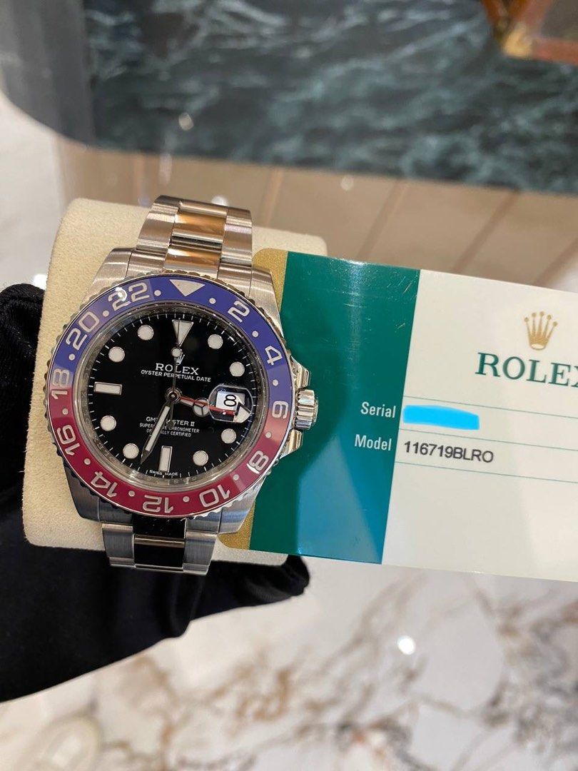 (SOLD)(LIKE NEW) ROLEX GMT-MASTER ll PEPSI 18K 750 WHITE GOLD REF 116719BLRO DARK BLUE DIAL 40MM AUTOMATIC YEAR 2016 WATCH -FULL SET- (Category: Watches) located in Singapore. Submitted by redrabbitluxury_singpore (Listing ID 1292347419, Image 1). Description: (LIKE NEW) ROLEX GMT-MASTER ll PEPSI 18K 750 WHITE GOLD REF 116719BLRO DARK BLUE DIAL 40MM AUTOMATIC YEAR 2016 WATCH -FULL SET- (PRE-OWNED) -FULL SET- 🟡 GENDER: MEN 🟡 PRISTINE CONDITION: 