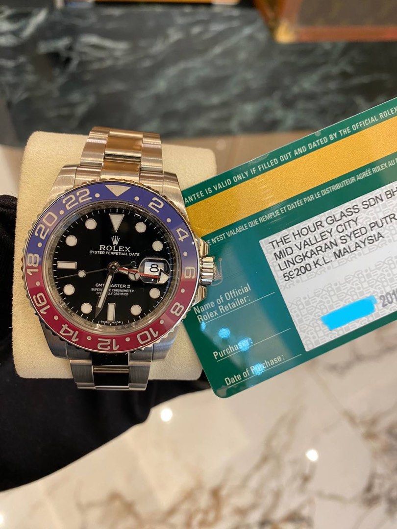 (SOLD)(LIKE NEW) ROLEX GMT-MASTER ll PEPSI 18K 750 WHITE GOLD REF 116719BLRO DARK BLUE DIAL 40MM AUTOMATIC YEAR 2016 WATCH -FULL SET- (Category: Watches) located in Singapore. Submitted by redrabbitluxury_singpore (Listing ID 1292347419, Image 2). Description: (LIKE NEW) ROLEX GMT-MASTER ll PEPSI 18K 750 WHITE GOLD REF 116719BLRO DARK BLUE DIAL 40MM AUTOMATIC YEAR 2016 WATCH -FULL SET- (PRE-OWNED) -FULL SET- 🟡 GENDER: MEN 🟡 PRISTINE CONDITION: 