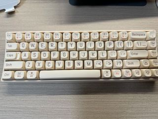 （分類：）位於 。 由 bh0220 提交（商品編號 1292380977，圖片 1）。簡介： 。