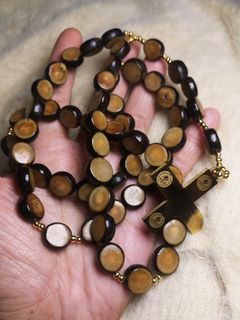 Made in Vatican Rome beautiful buri palm seed with St Benedict protection rosary