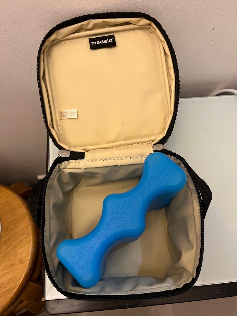 Medela ice pack cooler bag 冰袋連冰種, 兒童＆孕婦用品, 護理及餵哺, 護理及餵哺- 母乳及奶瓶- Carousell