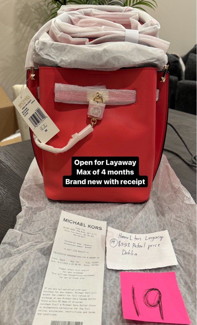 Michael kors hamilton dahlia (Category: Luxury Bags & Wallets) located in Pasig City. Submitted by luxuryitems2021 (Listing ID 1292438949, Image 1). Description: Brand new with receipt Open for layaway Maximum of 4 months .