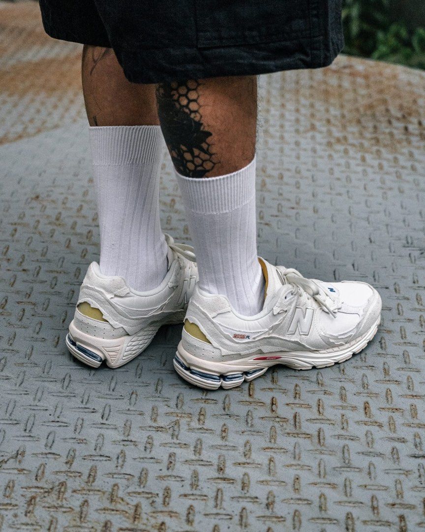 new balance 2002 r sea salt