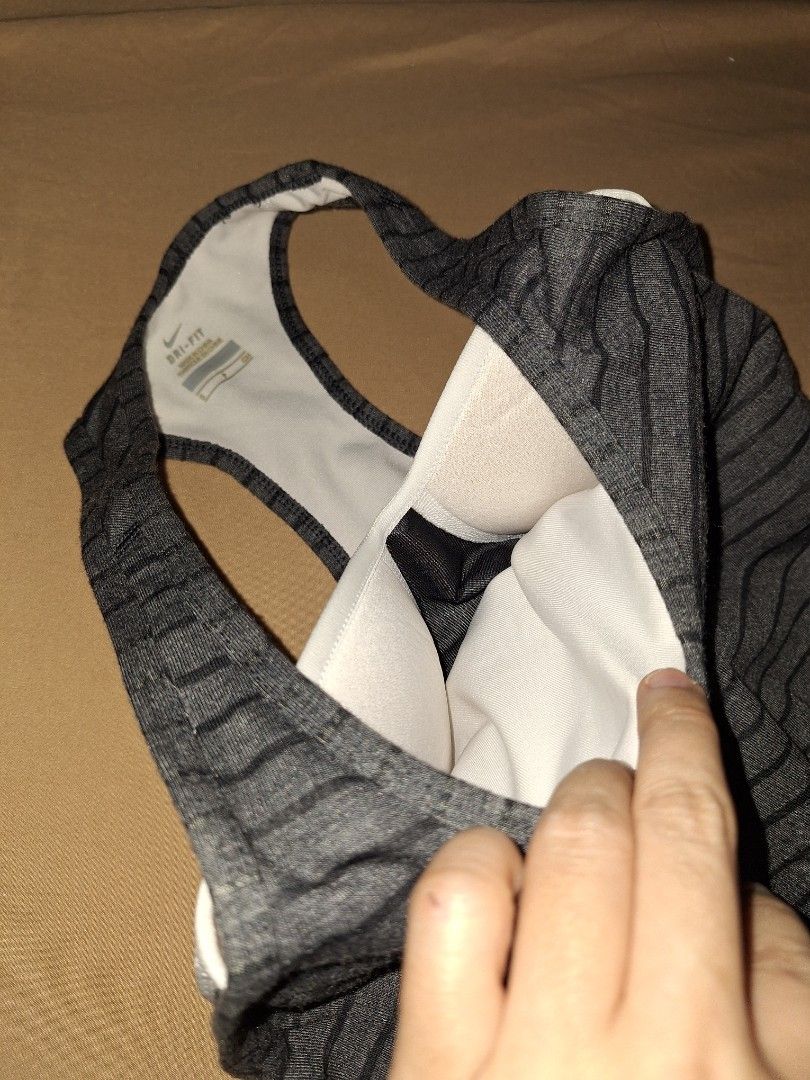 Nike Dri-Fit Racerback Tank Top (Category: Activewear) located in Las Pinas. Submitted by tendoakane (Listing ID 1292416125, Image 3). Description: .