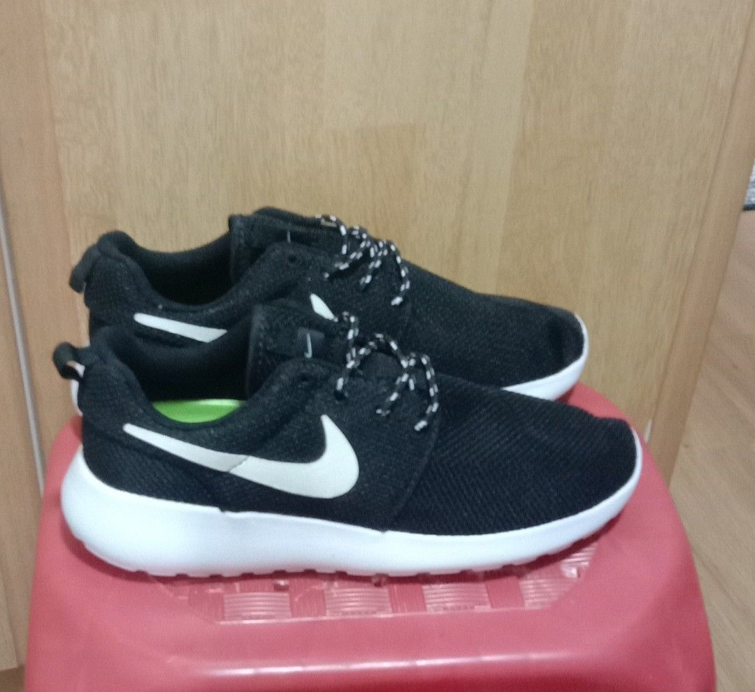 Kasut nike roshe run original deals