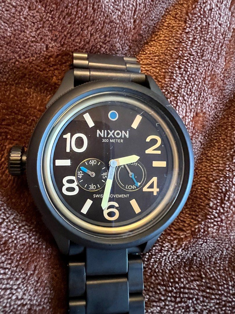 NIXON Men s Watch Black Luxury Watches on Carousell